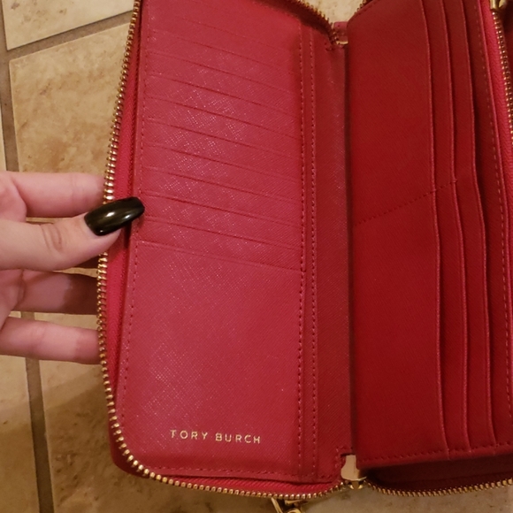 Tory Burch - Picture 5 of 6